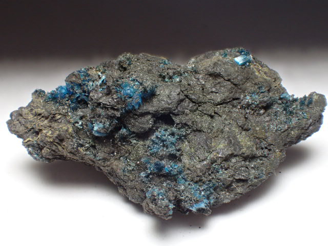 カルカンサイト / 胆礬 / Chalcanthite