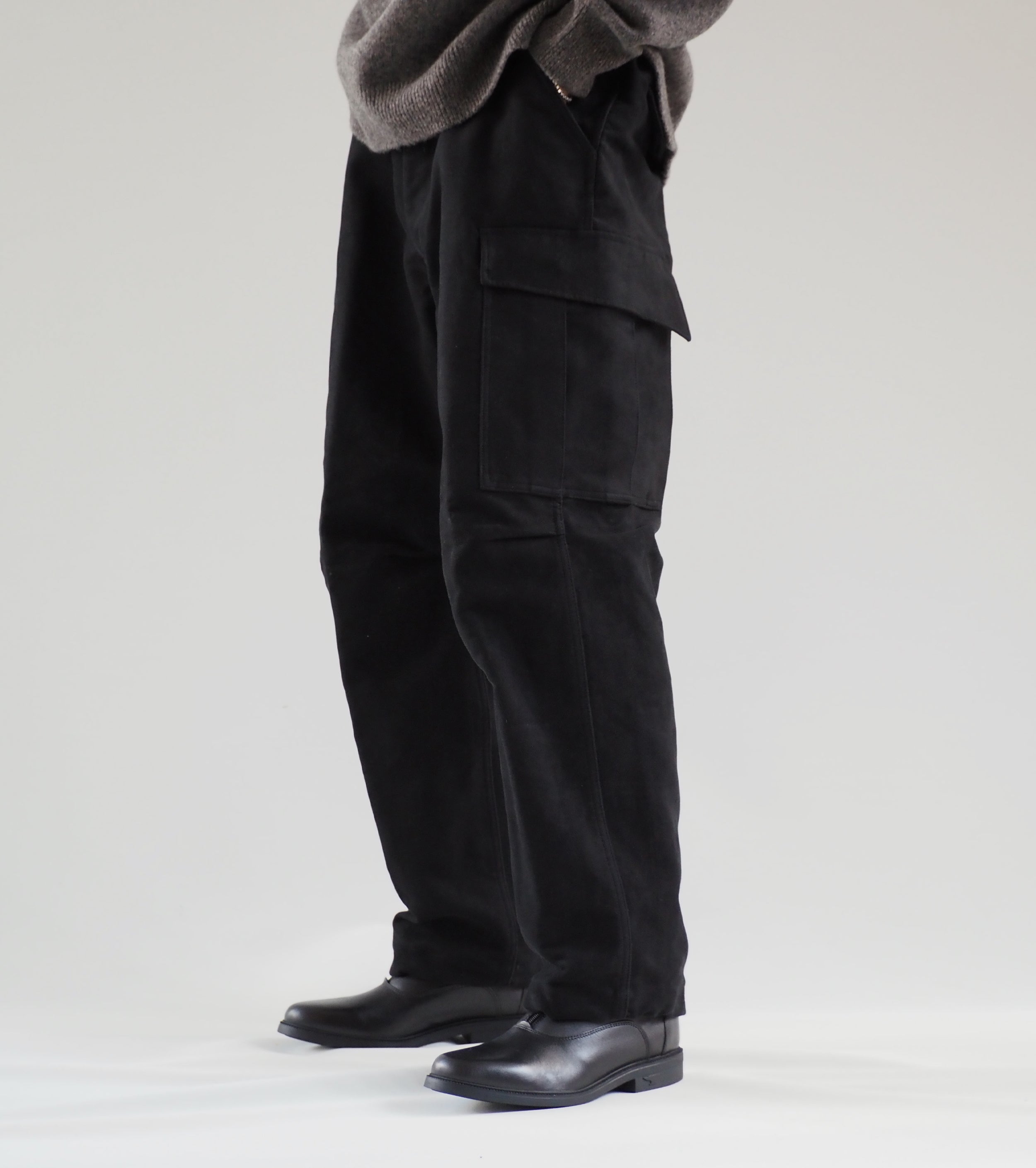 COMOLI Mole Skin BDU Pants, Black – Navyblue