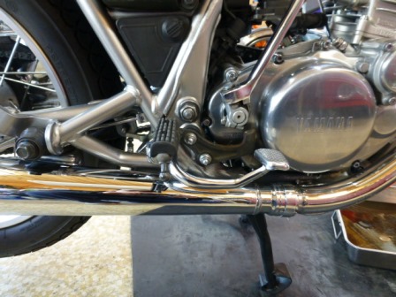 SR400純正バックステップ - 川和モーターサイクルのブログ