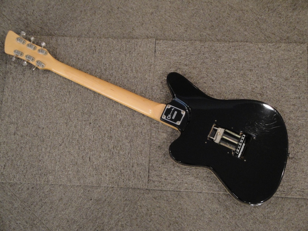 Charvel サーフキャスター（中古ギター）の紹介 | 楽器屋店長のブログ