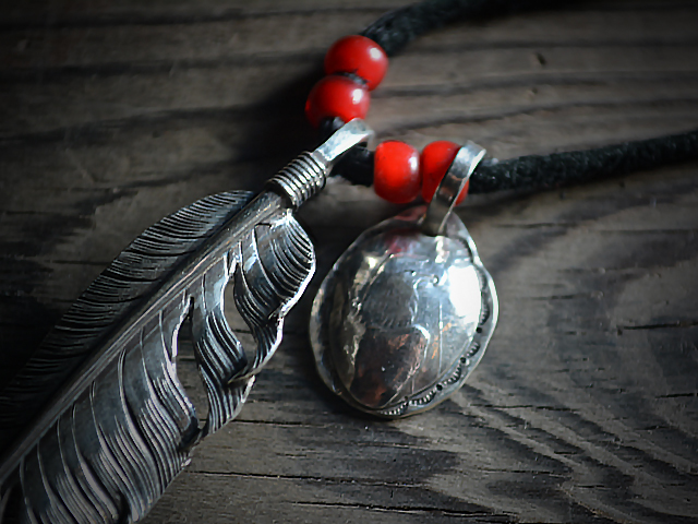 WOLF PACK BLOG 幸福を呼ぶアクセサリー【CHOOKE】の新作フェザー