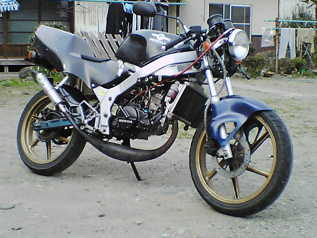 BEETフェンダーcbr250rr mc22 NSR250