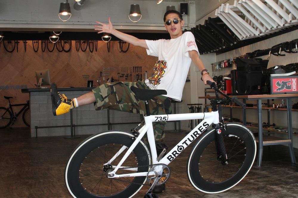 窪塚洋介 a.k.a 卍LINE x LEADER BIKE 735TR GLOSS WHITE | ブロー