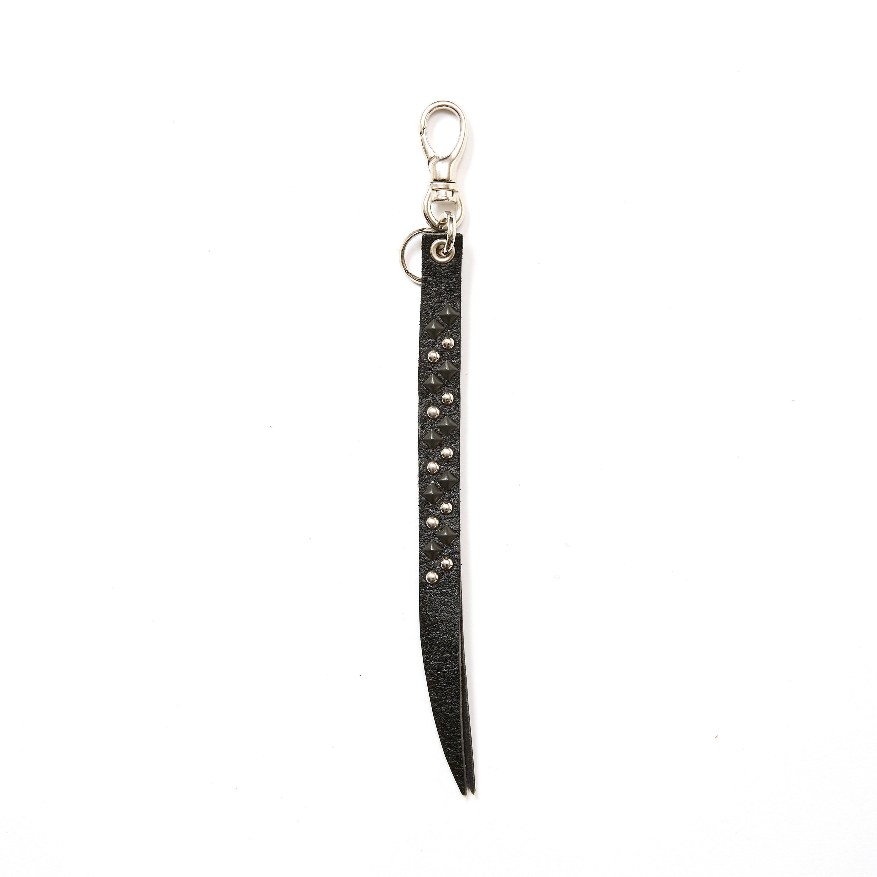 ROUND & PYRAMID STUDS LEATHER SHORT KEY RING – CALEE ONLINE STORE