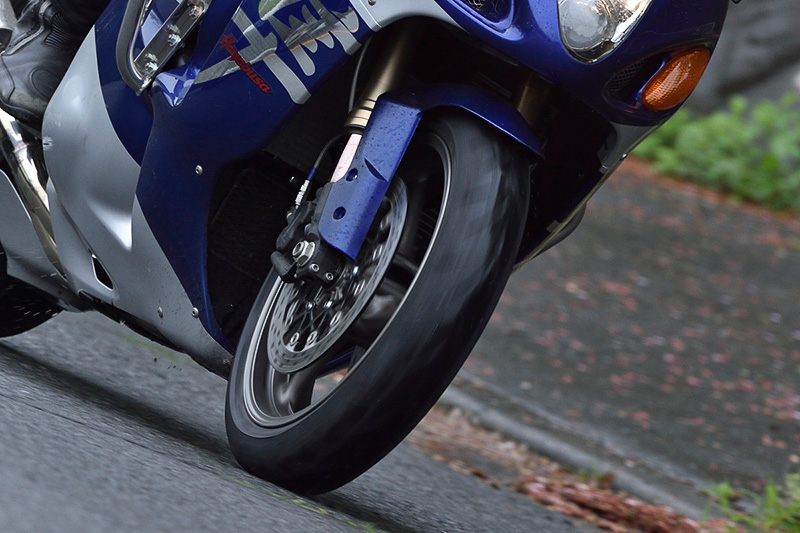 タイヤレビュー】ブリヂストン「BATTLAX HYPERSPORT S21」のストリート