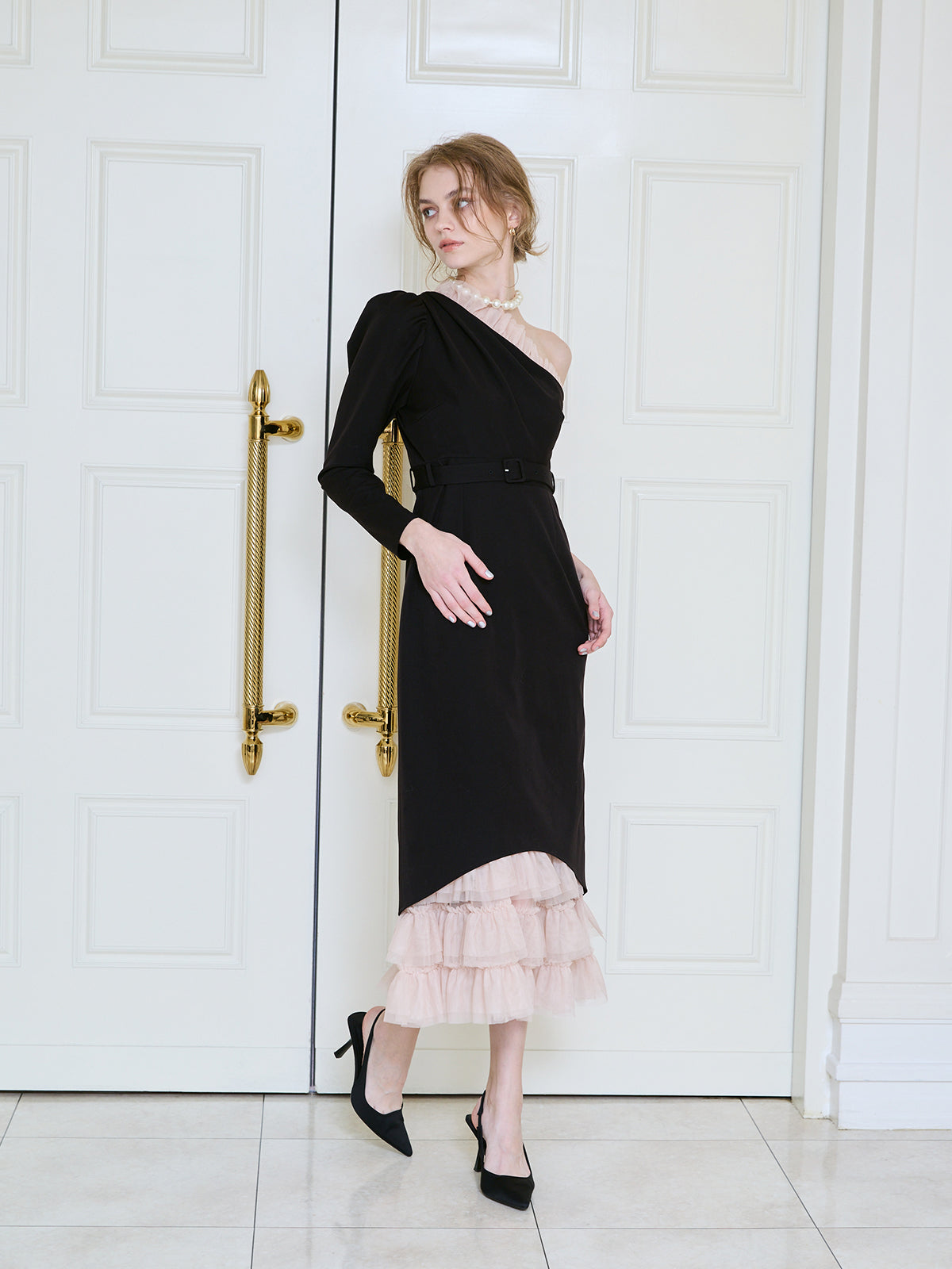 フリルチュールワンショルダードレス