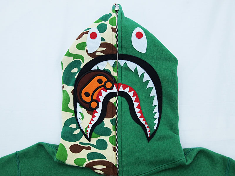 A BATHING APE 'CAMO MILO SHARK FULL ZIP HOODIE'シャークパーカー