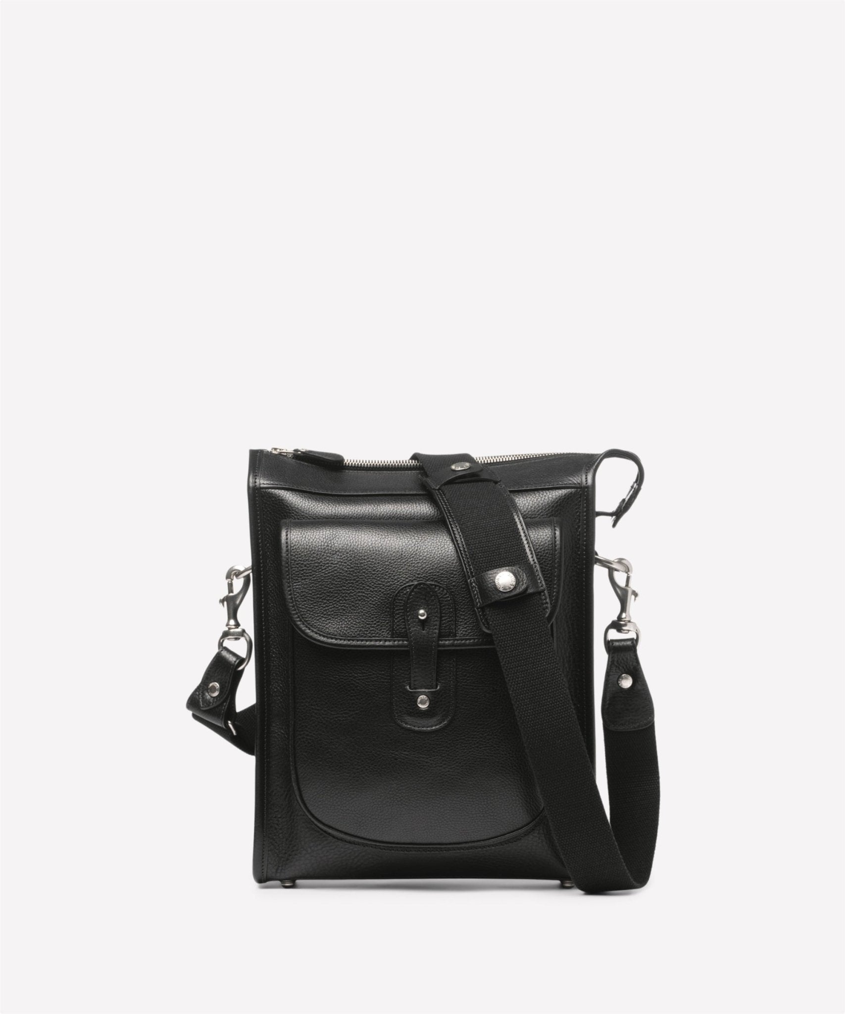 Gearpack No. 4 | Vintage Black Leather Crossbody Bag | Ghurka
