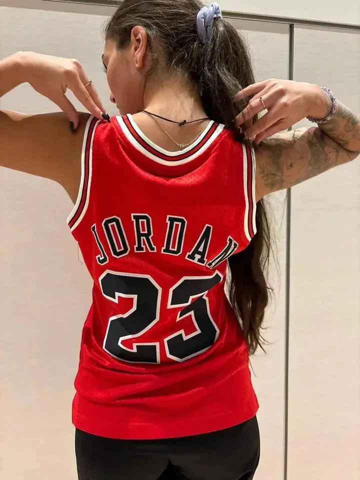 All MICHAEL JORDAN NBA Chicago Bulls Jersey M and N stitched