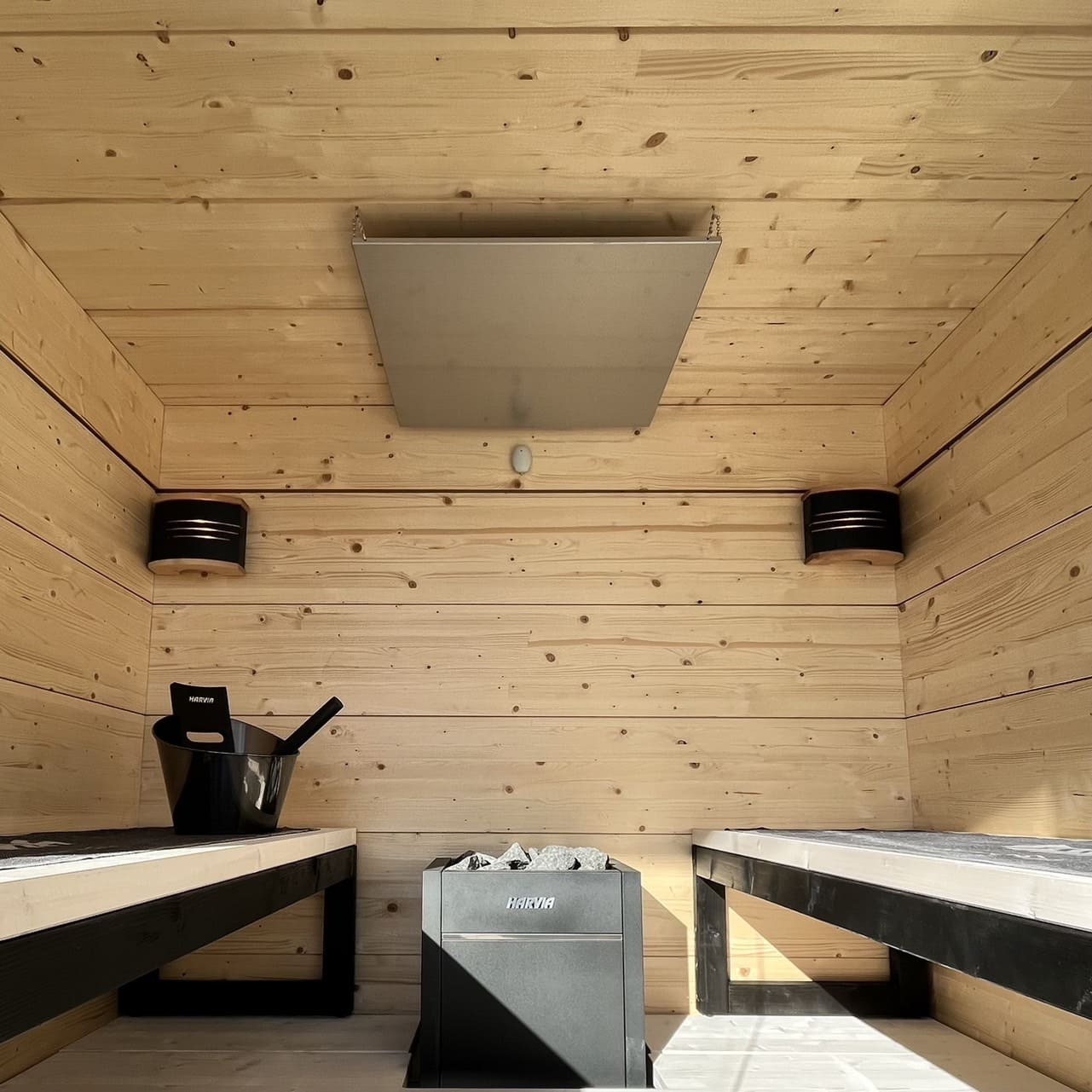 Harvia 遮熱板(大) | ヒートシールド | 天井用 | 11kW以上用 | 電気