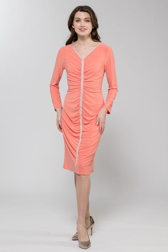 コーラルピンク Vネックギャザーワンピース– kay me