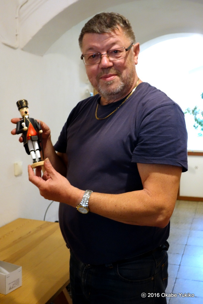 クリスマスを彩るエルツ山地の木工品 Männelwecken - Advent im