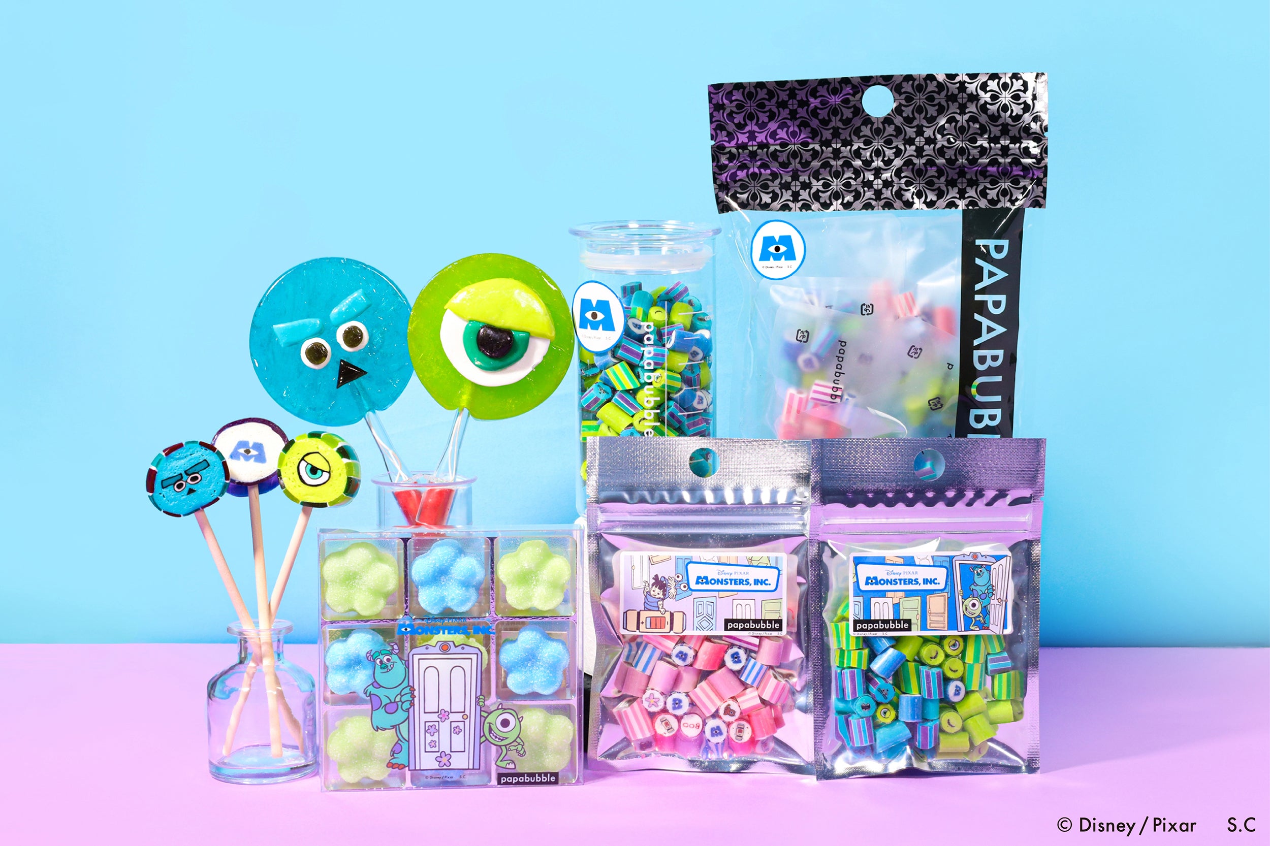 ディズニー＆ピクサー『モンスターズ・インク』の世界観を表現した