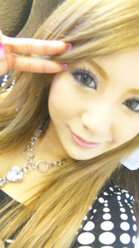 キティー×ももえり＝？？？ | 桃華絵里オフィシャルブログ Powered by