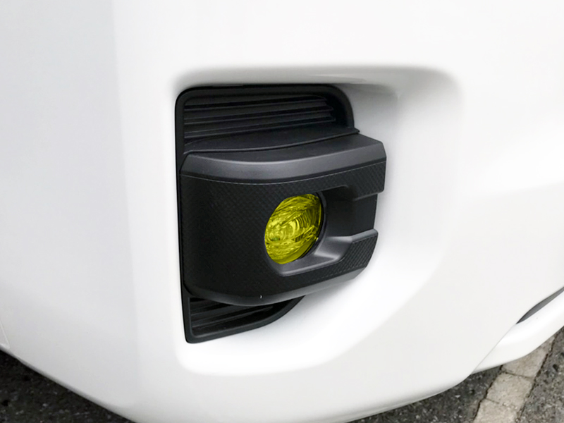 ハイエース4型現行(7型)フォグレンズカバーイエロー