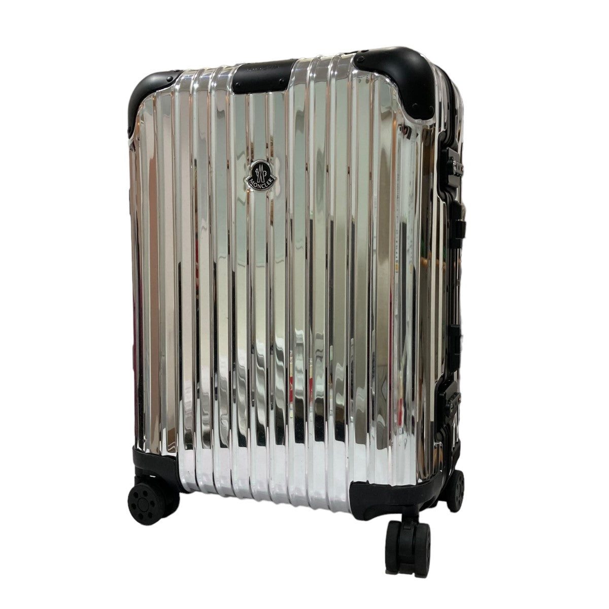RIMOWA×MONCLER “Reflection” スーツケース キャリーバッグ シルバー