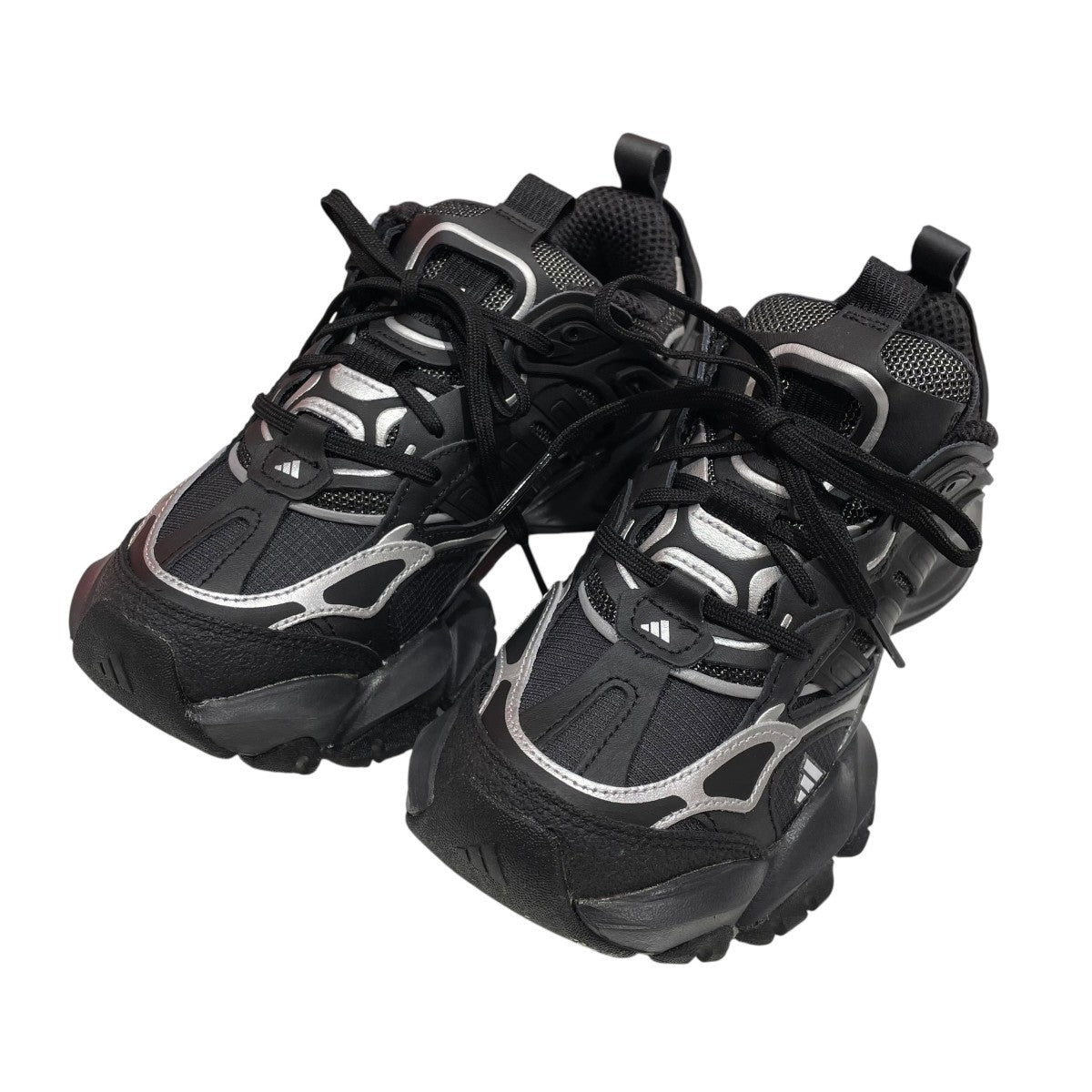 adidas(アディダス) XLG RUNNER DELUXEローカットスニーカーIH0070