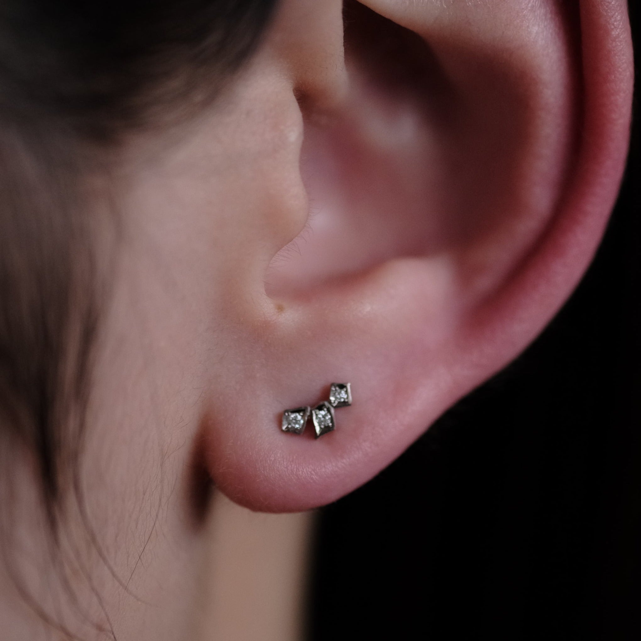 正規販売店【ギクラ - 木漏れ日 ダイヤモンド ピアス】G52P13W