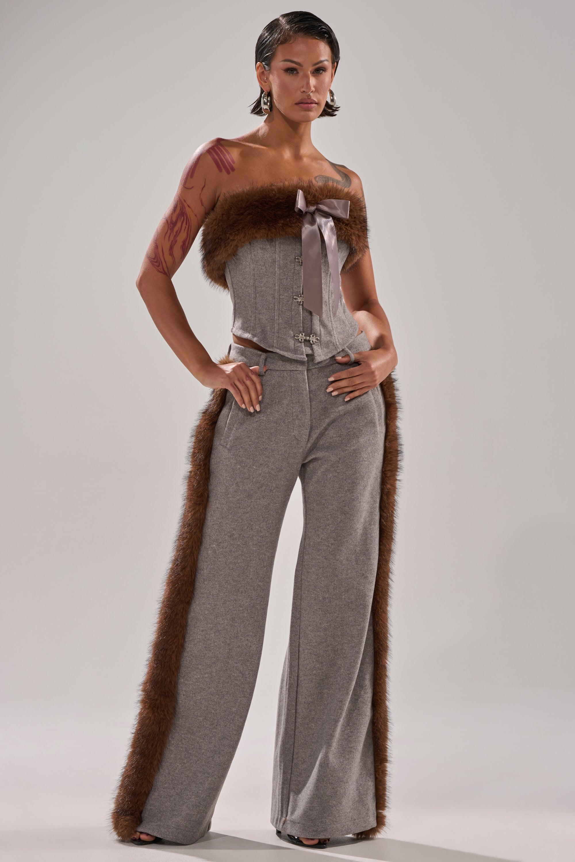 HALLE FUR TRIM WIDE LEG PANT – AKIRA