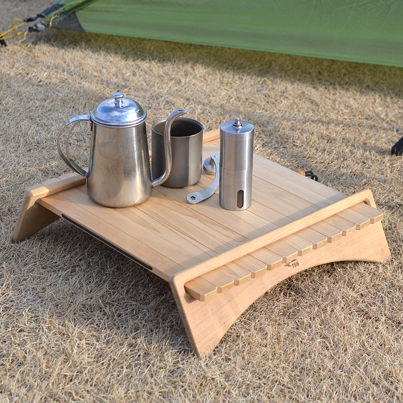 未使用 ゆるキャン△ 木製折りたたみテーブル 未使用 ゆるキャン