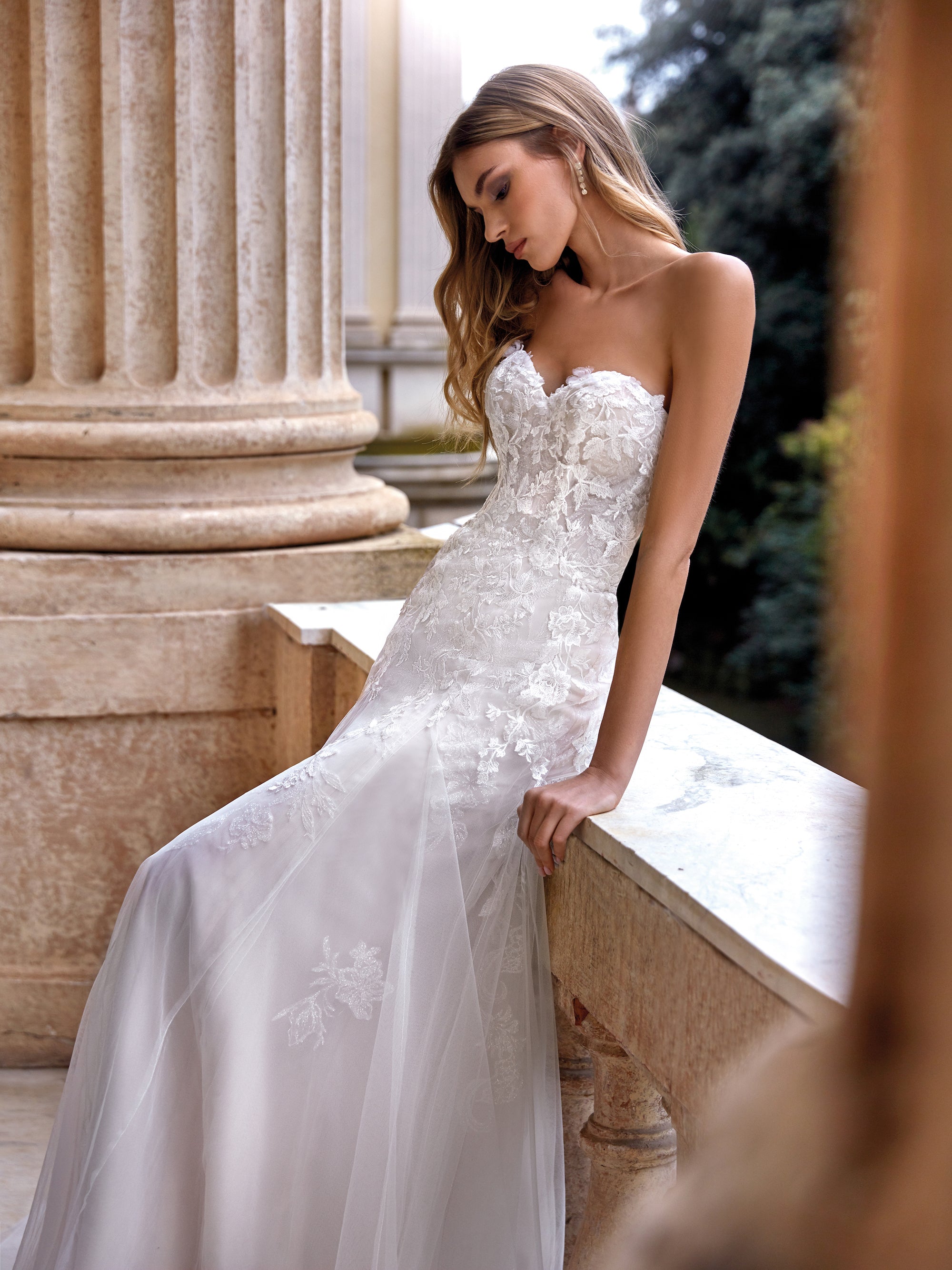 NM022｜ウェディングドレス、ブランドドレスのレンタルならザ・ドレス