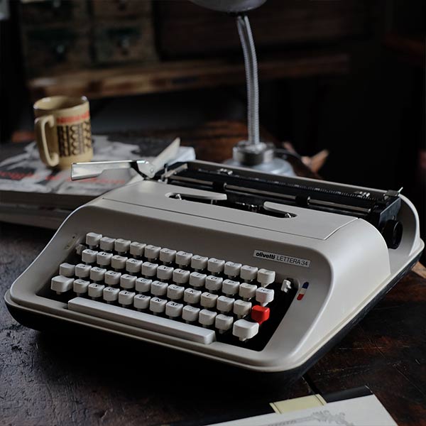 OLIVETTI Lettera 34 タイプライター インクリボン交換済み 訳あり