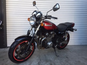 KAWASAKI ゼファー400χ 赤黒 ｜旧車カスタム＆レストア｜テクニカル