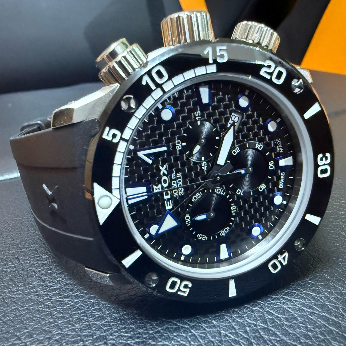 デカいぞ、強いぞ！ エドックス「クロノオフショア1 クロノグラフ