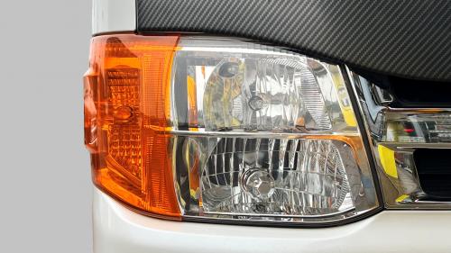 ハイエースのカスタマイズなら、ワールドコーポレーションにお任せ