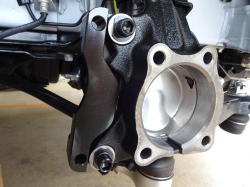 ハイエースのカスタマイズなら、ワールドコーポレーションにお任せ