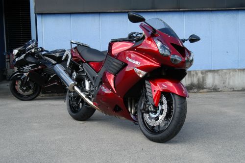2011モデル ZZR1400 ABS新車キャンディーワインレッドにペイント