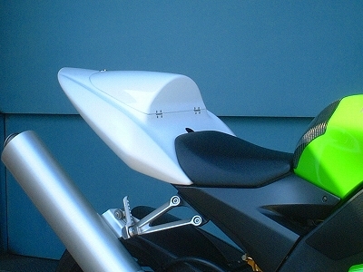 04～'05 ZX－10R シートカウル | レース用バイクパーツの製造