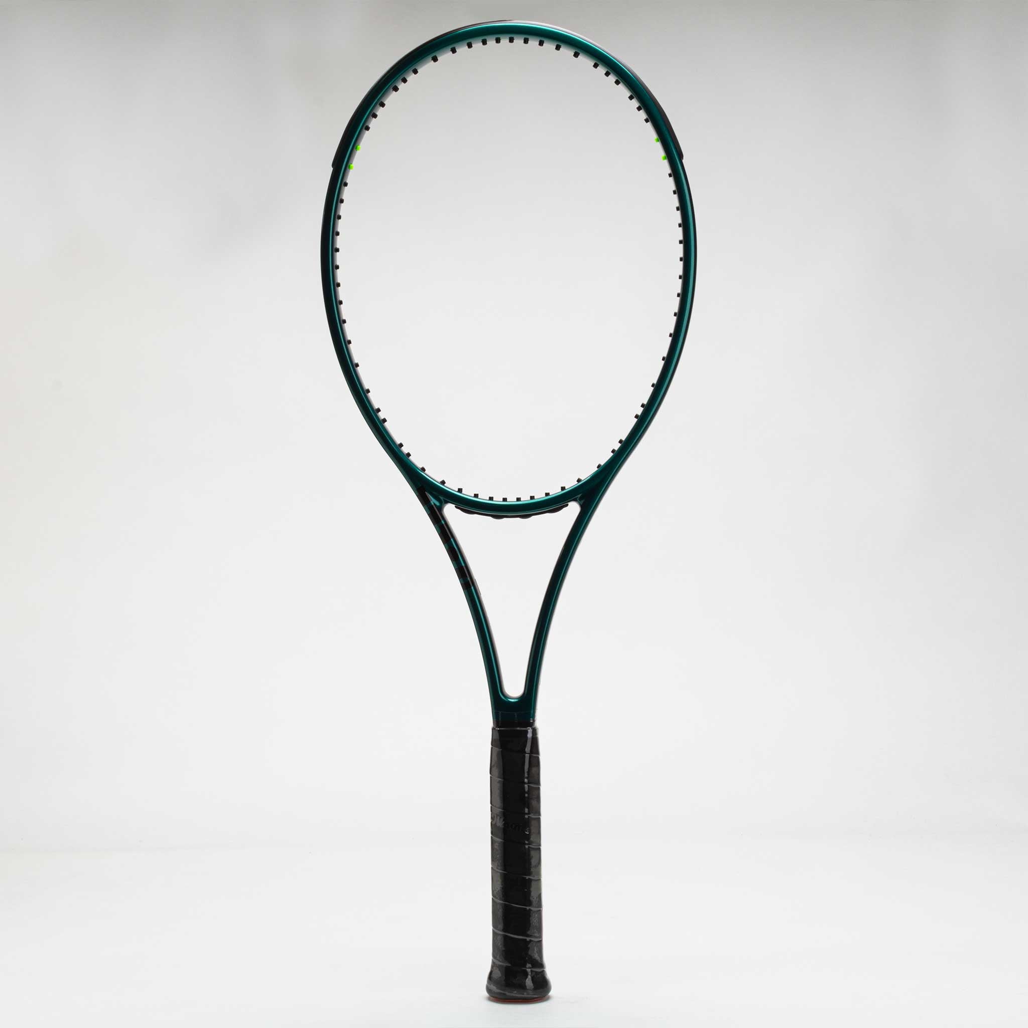 Wilson Blade Pro 98 16x19 v9 – Holabird Sports