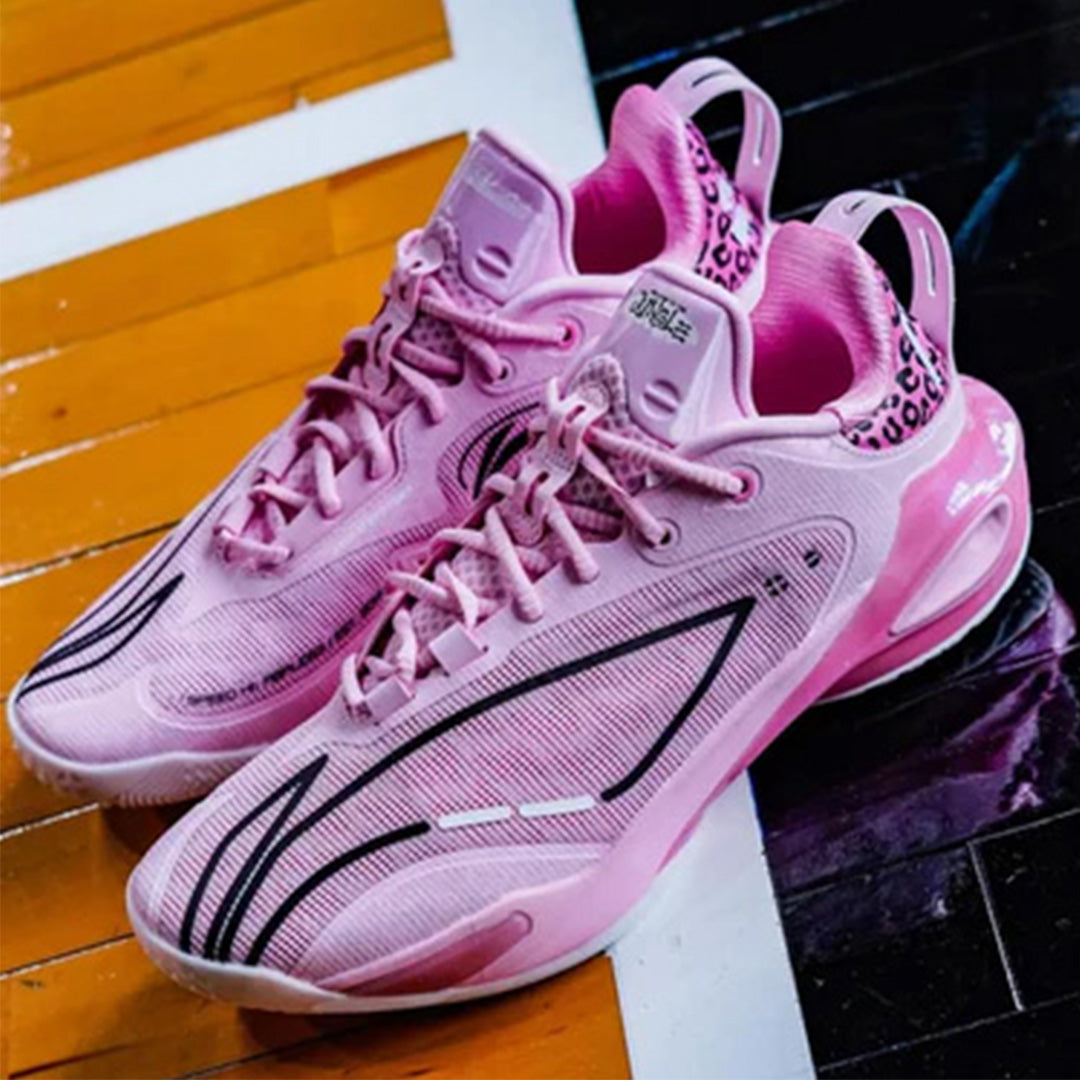 Review LiNing speed 11: That's speed itself!