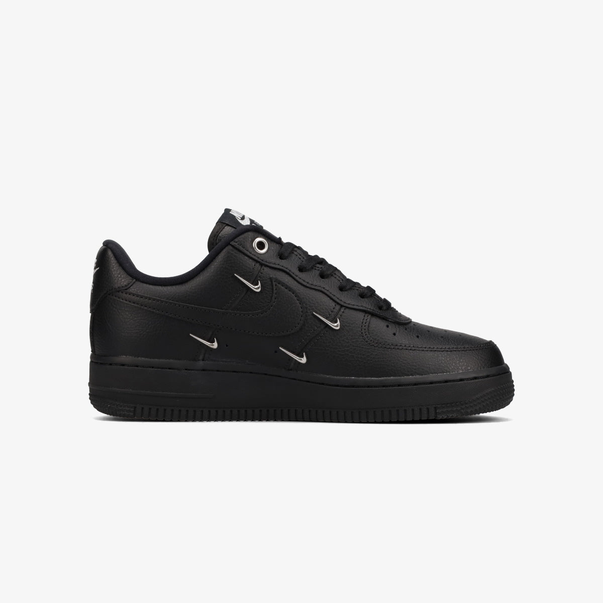 NIKE WMNS AIR FORCE 1 '07 LX – KICKS LAB.