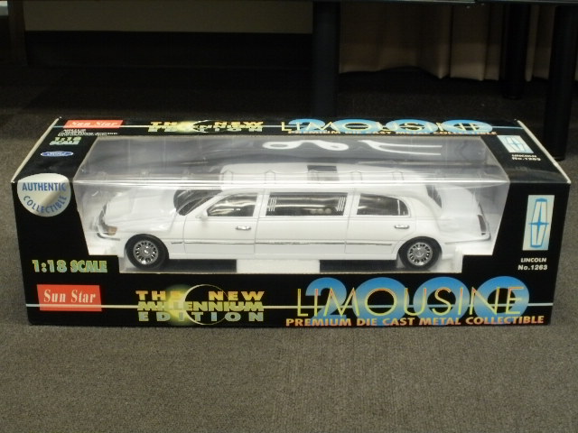 ミニカーショップグローバル - 1/18 サンスター リンカーン リムジン