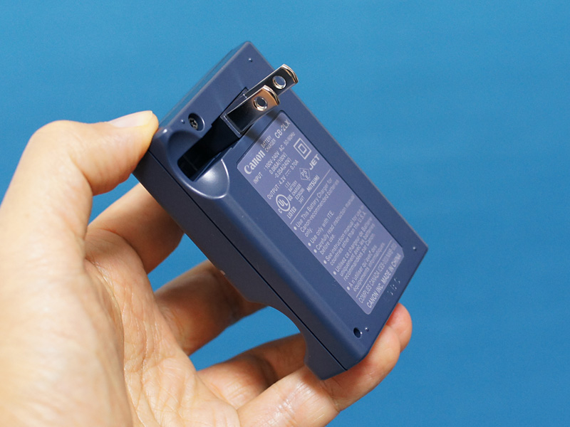 キヤノン PowerShot S100の外観をみる /monox デジカメ 比較 レビュー