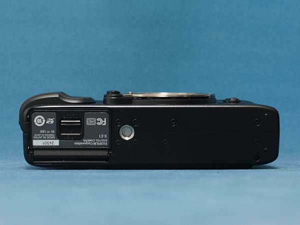 富士フイルム FUJIFILM X-E2の徹底レビュー EVF内蔵ミラーレスカメラ