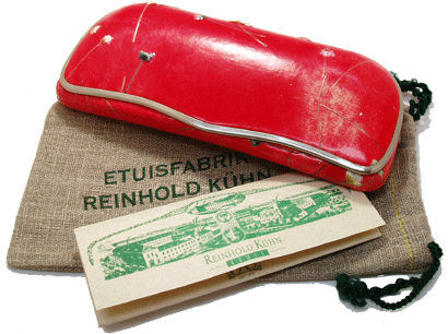 ラインホルト・キューンメガネケース。還暦のプレゼントにもドイツ製