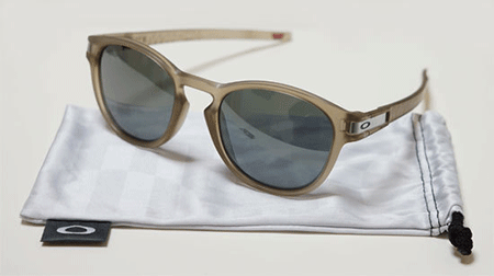 LATCH(ラッチ)アジアンフィット OAKLEYかけ止めサングラス