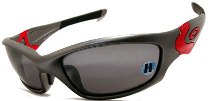 OAKLEY(オークリー)とDUCATI(ドゥカティ)、コラボレーションサングラス