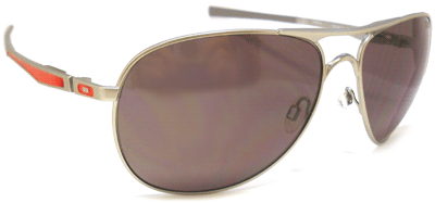 OAKLEY(オークリー)とDUCATI(ドゥカティ)、コラボレーションサングラス