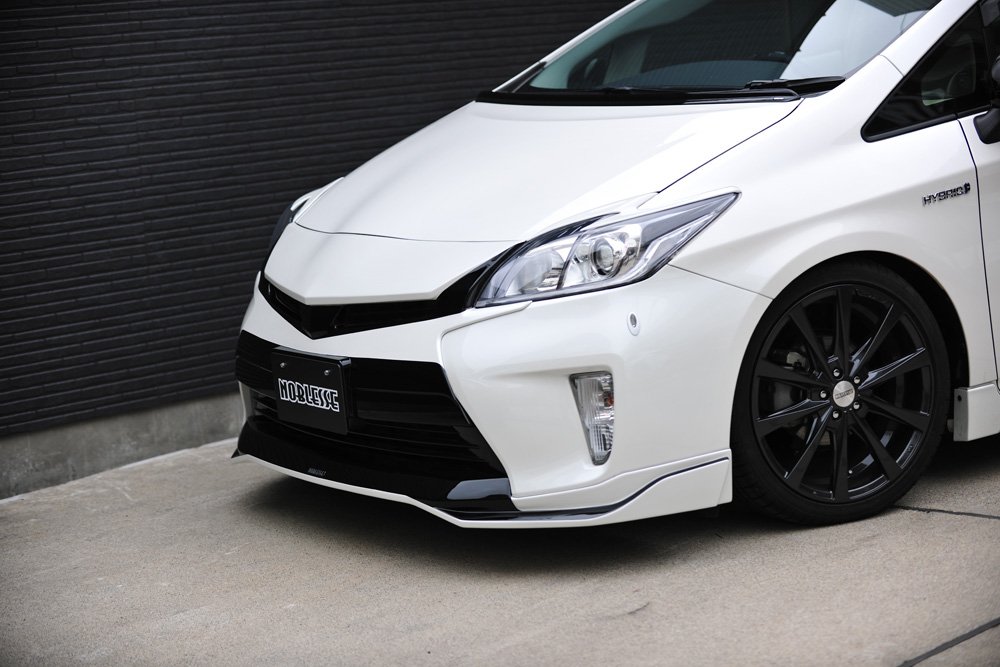 NOBLESSE 30プリウス（後期）用 エアロ ボディキット