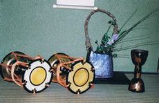 鼓 / 小鼓製造卸修理販売 ぬし藤 鈴木能楽器店