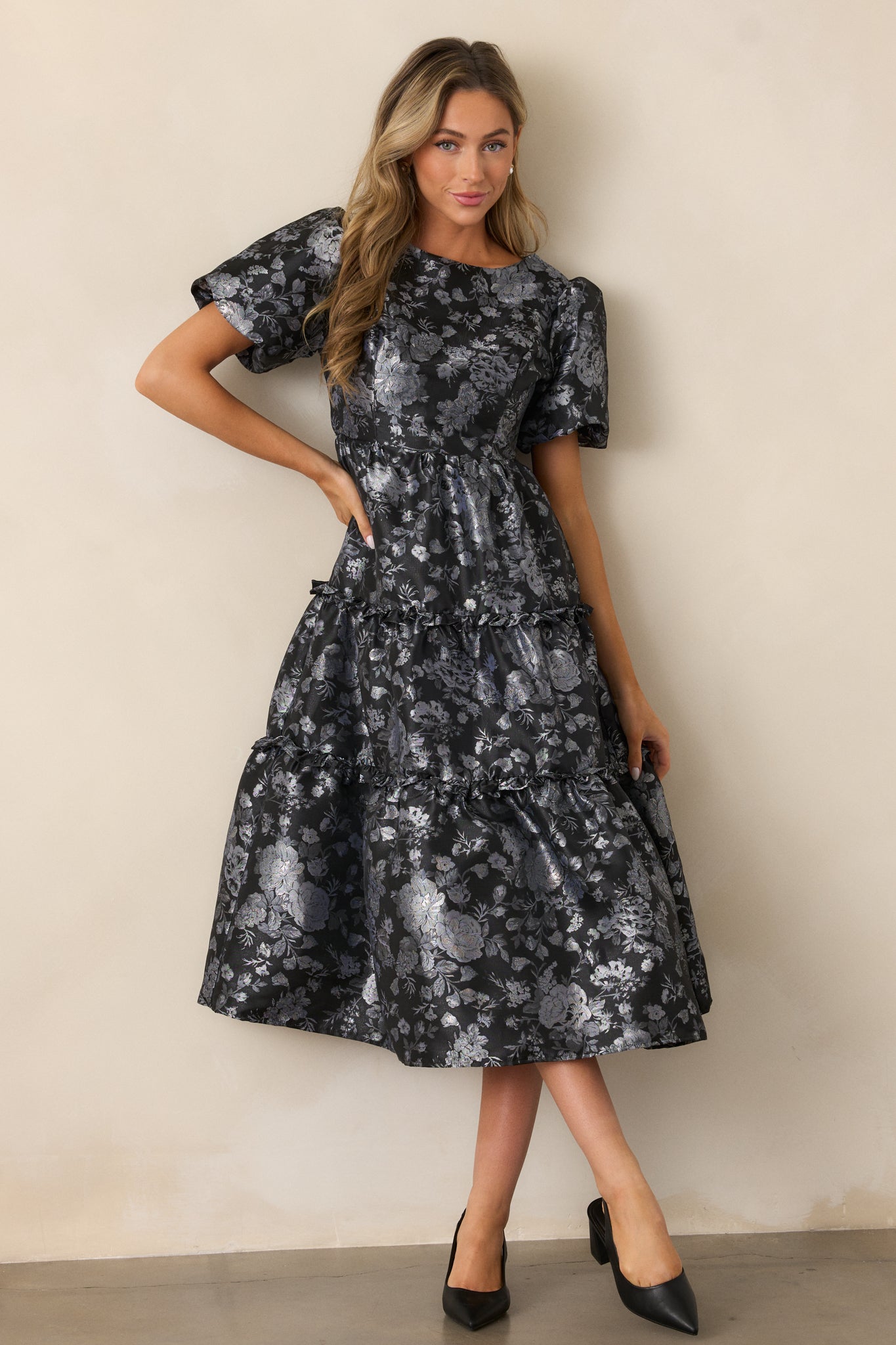 Black Floral Jacquard Midi Dress - Short Sleeve Dresses | Red Dress