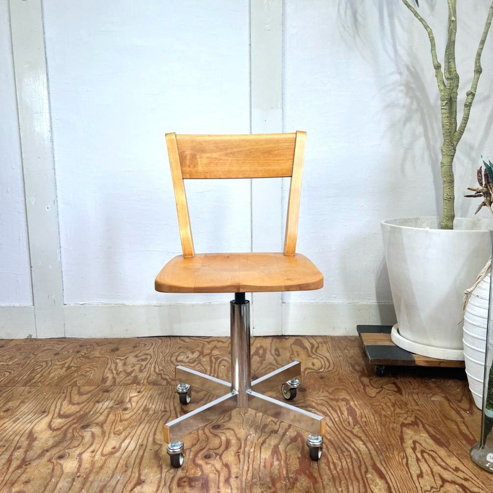 イクスス / ikususu デスクチェア キャスター付き 中古 アルダー材