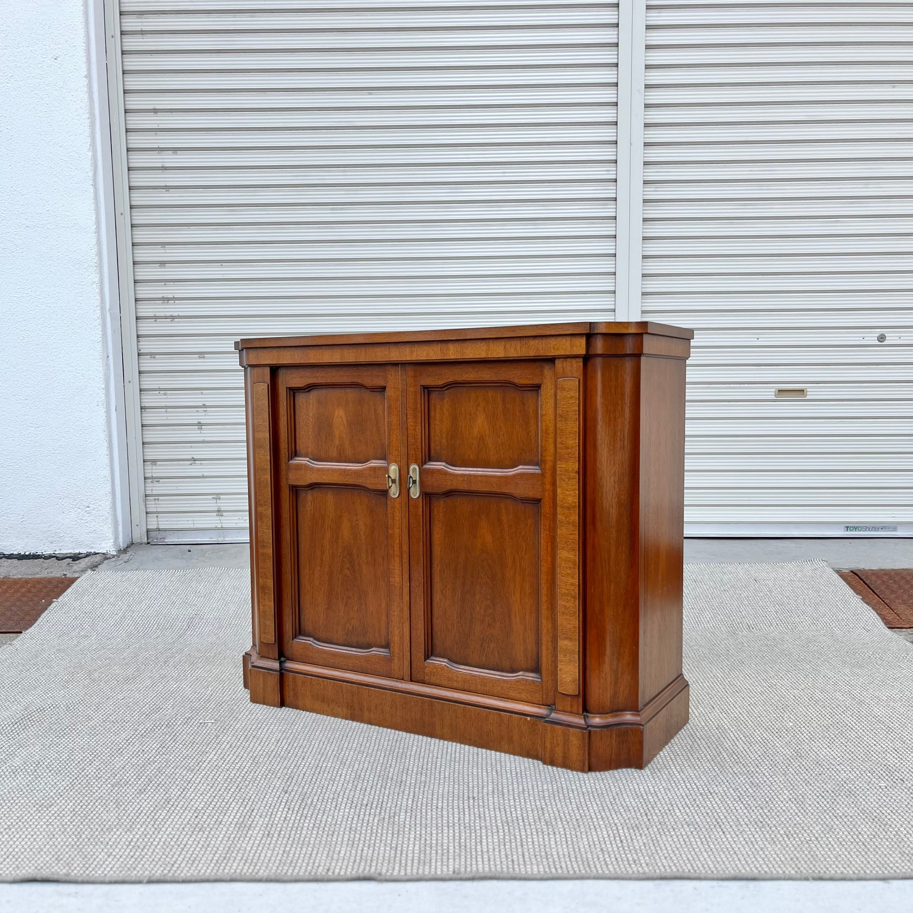 ドレクセルヘリテイジ / DREXEL HERITAGE Triune コンソール