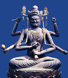 三井寺＞名宝の紹介＞仏像＞愛染明王坐像（あいぜんみょうおうざぞう）