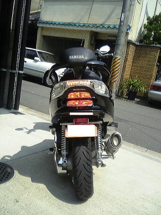 ヤマハ マジェスティ125Fi LED化