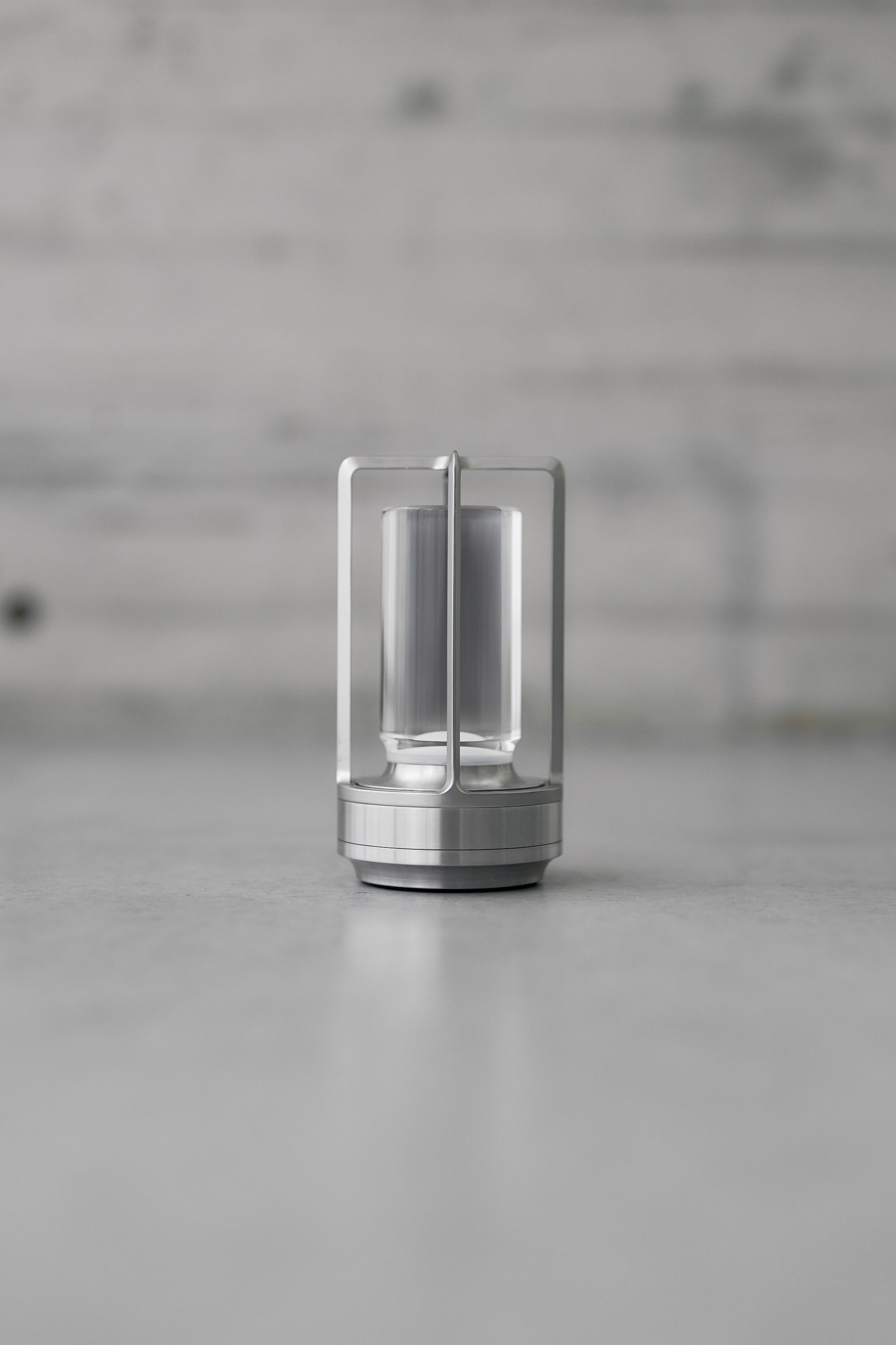 Ambientec 充電台 CST12 ステンレス Ambientec 充電台 CST12